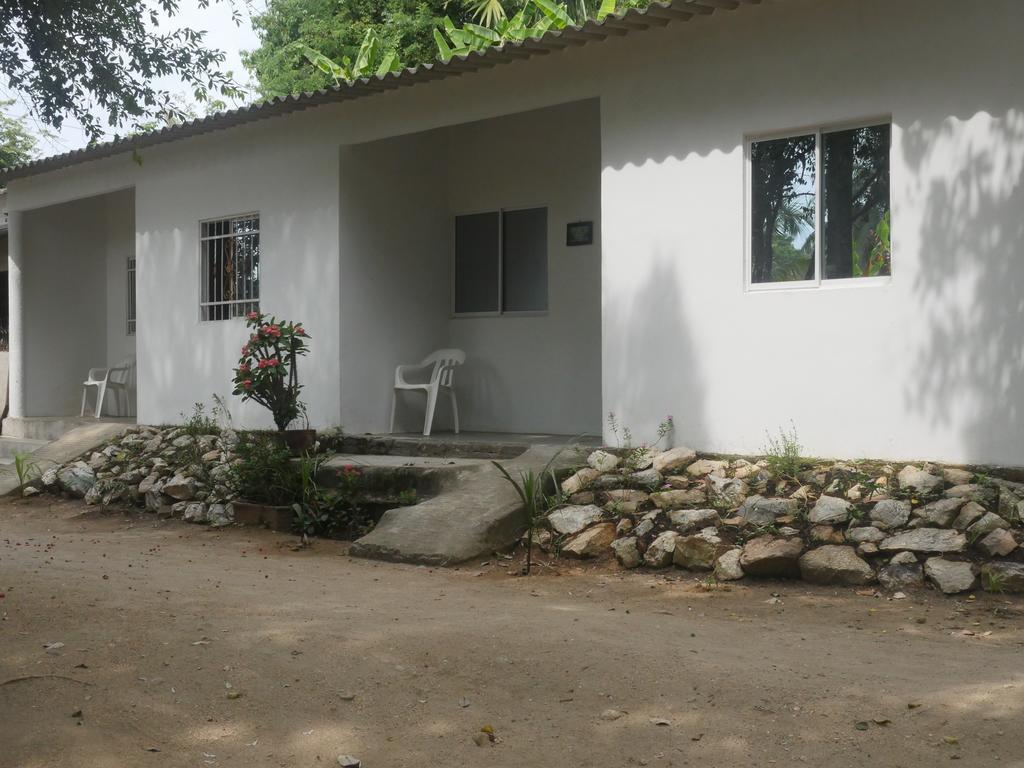 Hospedaje Donde Quiny Los Naranjos Exterior photo